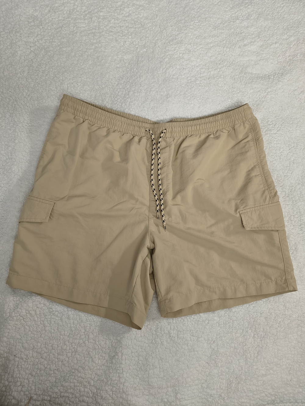 Original Use Men's Cargo Shorts in Beige